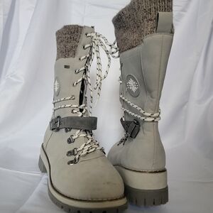 Stylish Gray Winter Boots